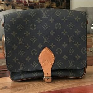 Louis Vuitton cartouchiere gm